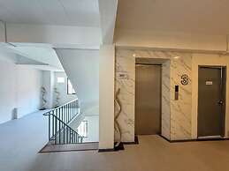PL Residence Hotel Patamnak Soi 3