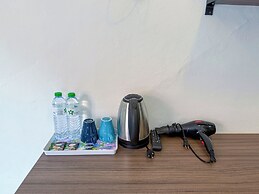 PL Residence Hotel Patamnak Soi 3