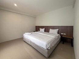 PL Residence Hotel Patamnak Soi 3