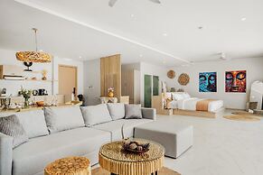 Secret Tides - Luxury Beachfront Villas