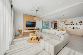 Secret Tides - Luxury Beachfront Villas