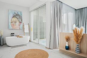 Secret Tides - Luxury Beachfront Villas