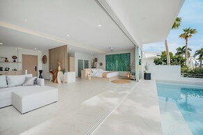 Secret Tides - Luxury Beachfront Villas