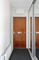 Top Floor Luxury - 2BR Scandi Home