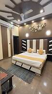 Hotel Pardesi's Near Mansa Devi Temple