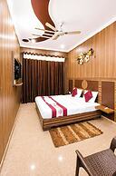 Hotel Pardesi's Near Mansa Devi Temple