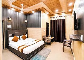 Hotel Pardesi's Near Mansa Devi Temple
