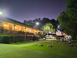Gunabul Homestead & Golf Course