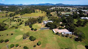 Gunabul Homestead & Golf Course