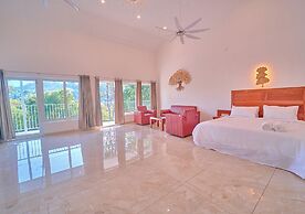 Ice Cliff Munnar by VOYE HOMES
