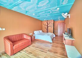 Ice Cliff Munnar by VOYE HOMES