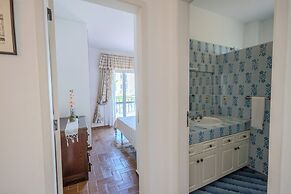 Casa das Pedras by Umbral
