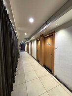 Hotel Singh Empire
