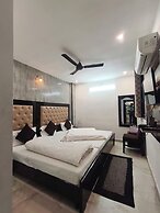 Hotel Gulmohar