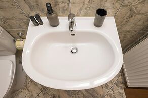 Lithea Estate Collection