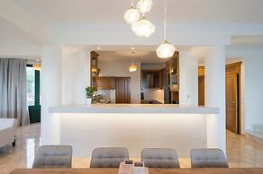 Lithea Estate Collection