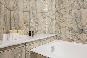 Lithea Estate Collection