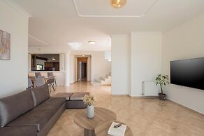 Lithea Estate Collection