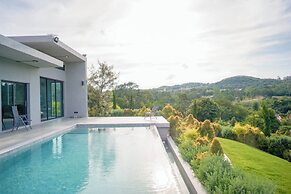 Jenita Valley Swimming Pool Villa Pakchong