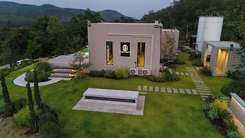 Jenita Valley Swimming Pool Villa Pakchong