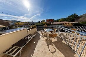 Hotel River