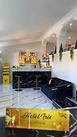 Hotel Iris