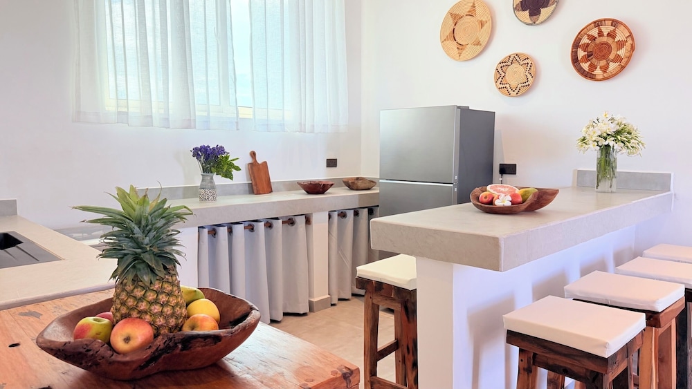Zanziland Apartments