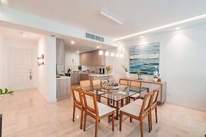 Portillo Residences 2BR Apartment Pool and Beach