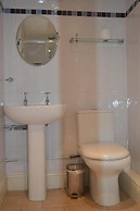 The Ilchester Arms Hotel