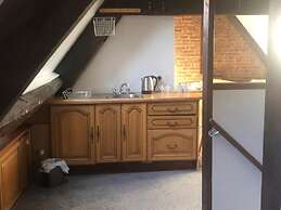 The Ilchester Arms Hotel