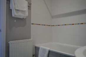 The Ilchester Arms Hotel