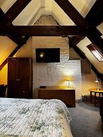 The Ilchester Arms Hotel