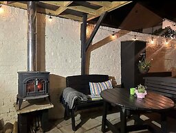 The Ilchester Arms Hotel