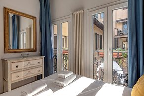 Taddeo Apartment by Mamo Florence