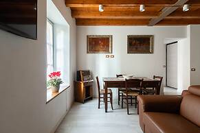 Varenna Apartments by Wonderful Italy