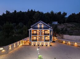 Forest Park Hotel Krujë