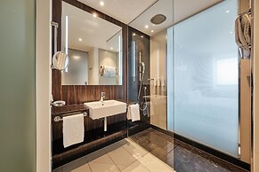 Radisson Blu Hotel, Bonn (T)