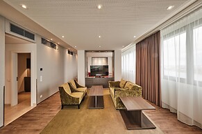 Radisson Blu Hotel, Bonn (T)