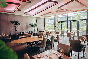 Radisson Blu Hotel, Bonn (T)