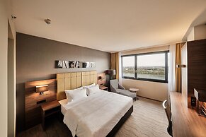 Radisson Blu Hotel, Bonn (T)
