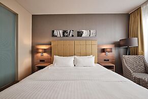 Radisson Blu Hotel, Bonn (T)