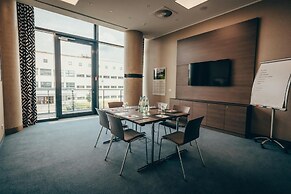 Radisson Blu Hotel, Bonn (T)
