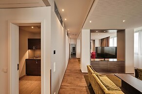 Radisson Blu Hotel, Bonn (T)