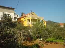 Charming 2-bedroom sea View Apartment Sharon