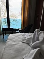 Dophins Otel