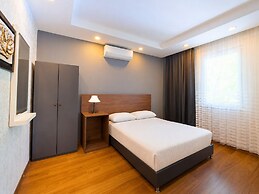 Luna Hotel