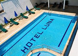 Luna Hotel