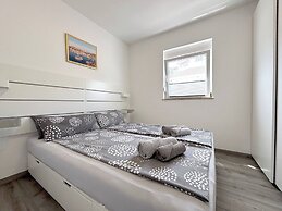 Sea View Apartment Marijana