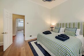 Modern 2-bedroom Flat - Angel