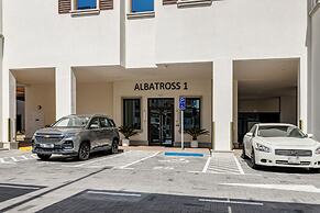 GLOBALSTAY Abu Dhabi Yas Golf Collection